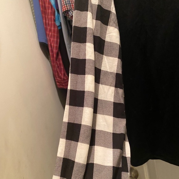 Tickled Teal Scarlett top - Picture 4 of 7